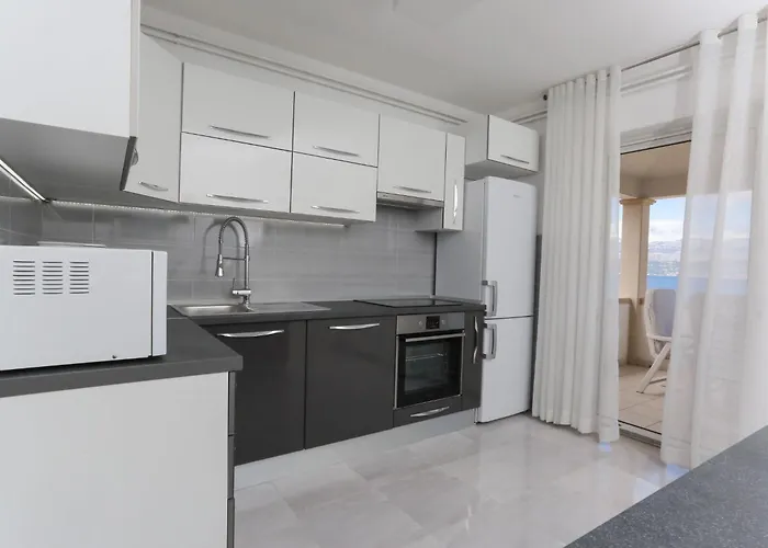 Komplett Ausgestattete Fuer 7 Personen By Interhome Apartment *